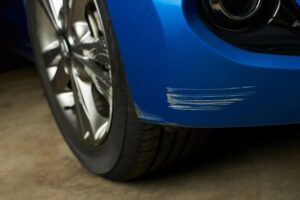 cara menghilangkan baret mobil